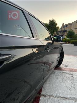 جنسس G70